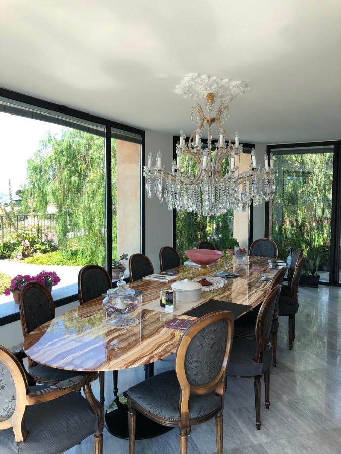 La Casa Di Sissi B&B Sanremo Bagian luar foto